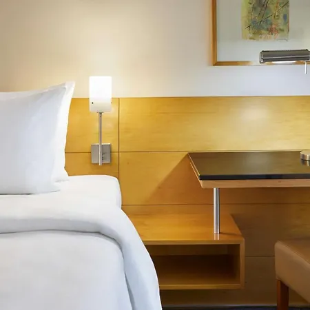 Hotel Lindner Seestern, Part Of Jdv By Hyatt Dusseldorf