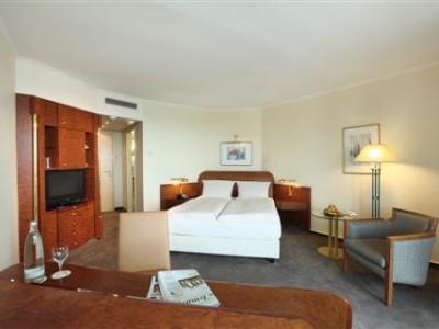 Lindner Seestern, Part Of Jdv By Hyatt Dusseldorf